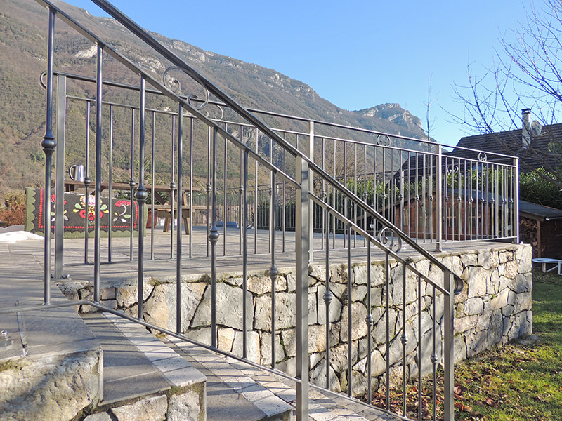 garde corps escalier acier chambery